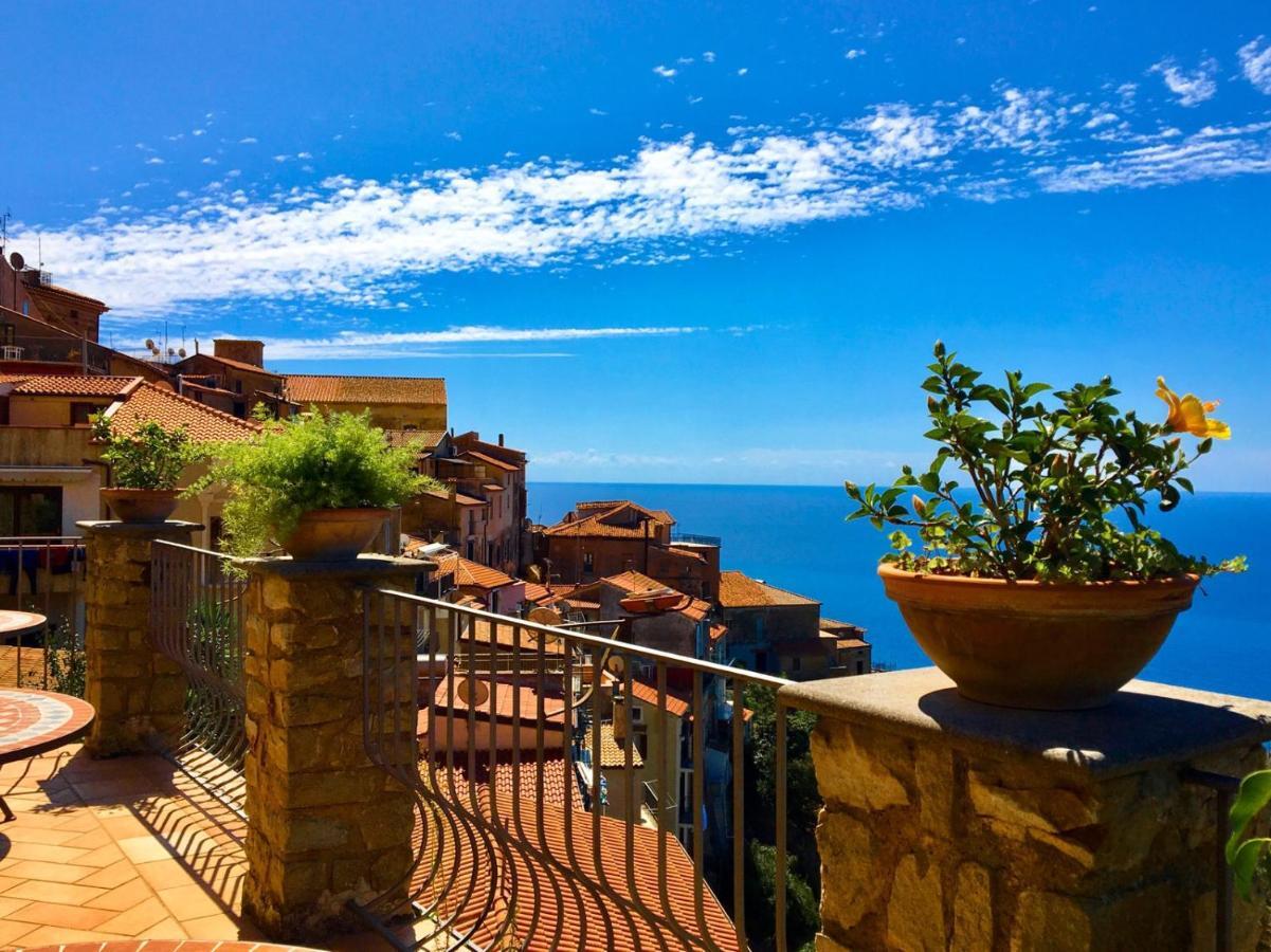 La Casa Del Maestro Attico Pisciotta Exterior foto
